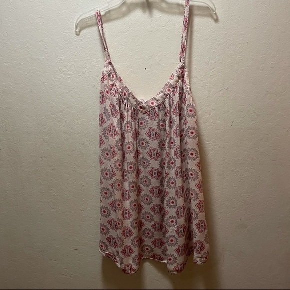 Torrid Medallion Print Stretch Back Cami Size 4X - Picture 4 of 9